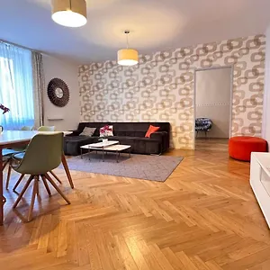 exclusive-apartment-center.vienna-besthotels.com/