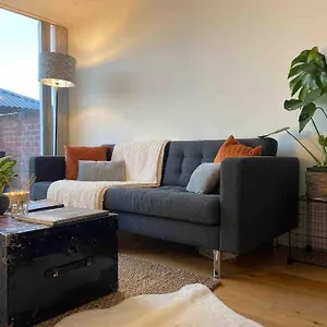 Apartment Spitalfields Market Penthouse Flat With Balcony, London
